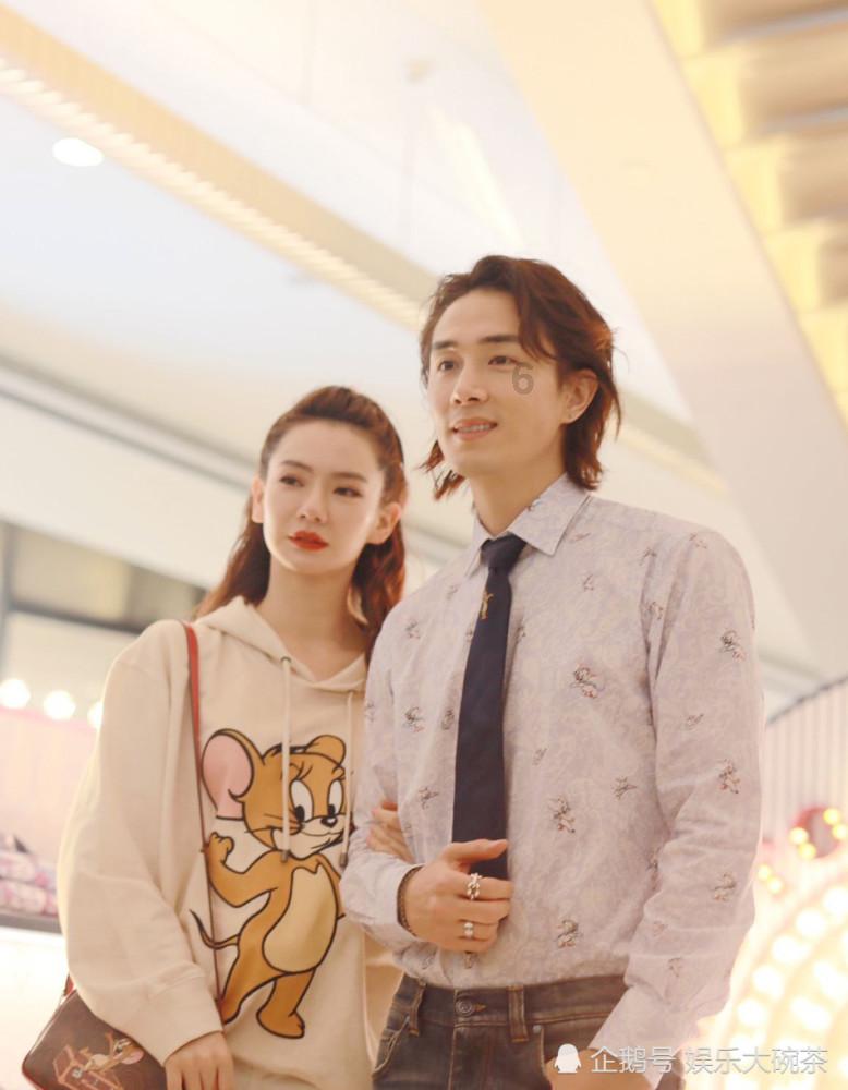 巧变同色